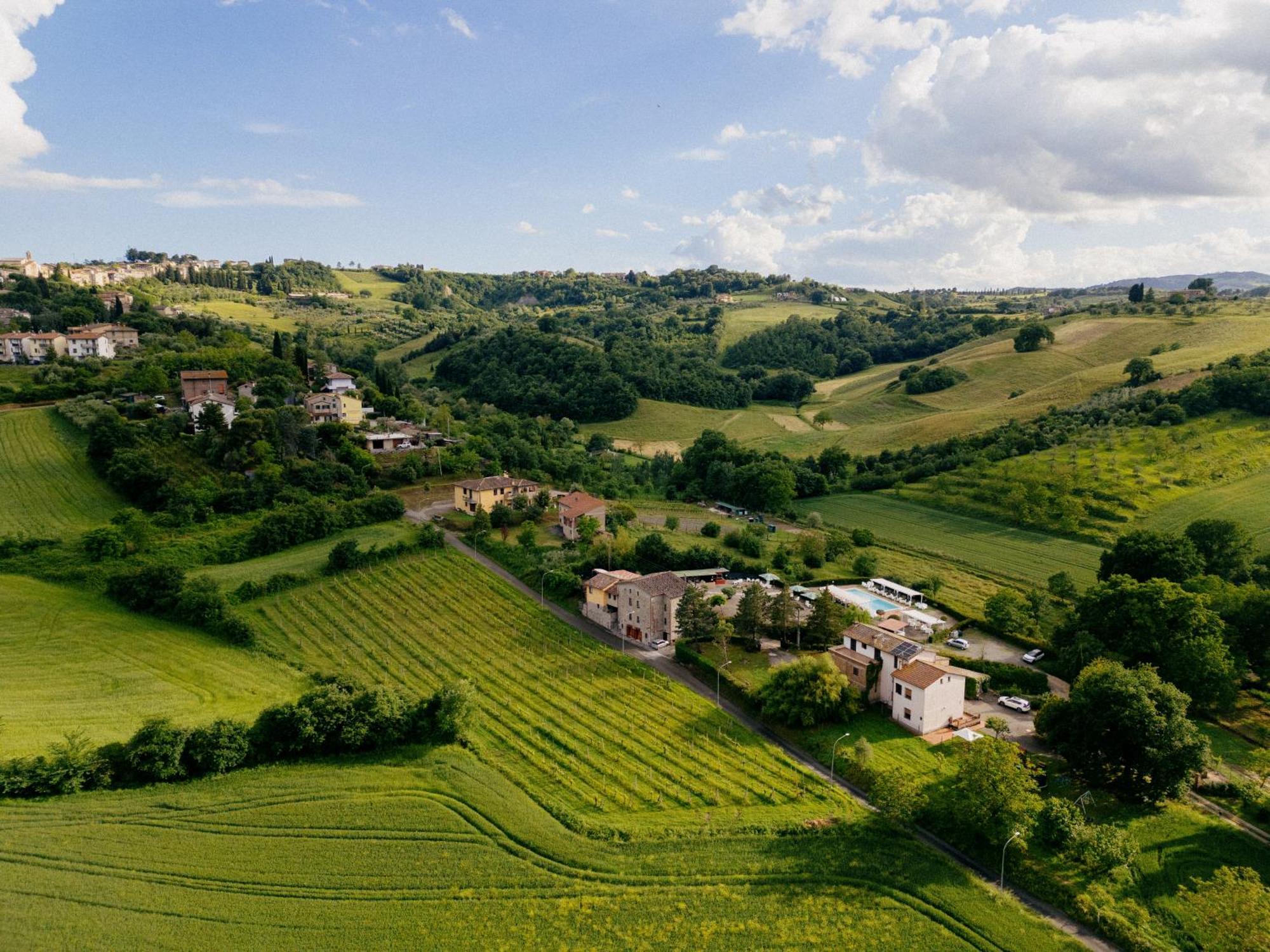 Casale Serena 法布罗 外观 照片